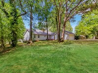 302 Wildmarsh Rd photo'