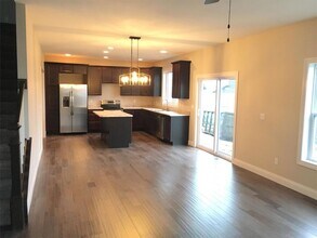 1206 S Roberto Rd in Mahomet, IL - Building Photo - Building Photo