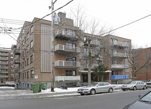 5000-5050 Bourret in Montréal, QC - Building Photo - Building Photo