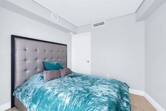 1800 S Ocean Dr, Unit 2309 in Hallandale Beach, FL - Foto de edificio - Building Photo