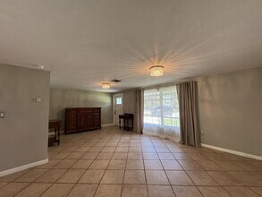 927 Lemon Bay Dr in Venice, FL - Building Photo - Building Photo