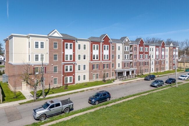 Westminster Commons in Buffalo, NY - Building Photo - Primary Photo