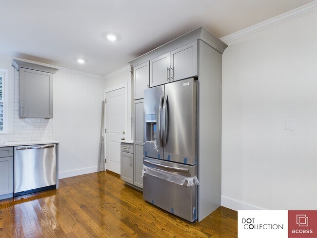 3 Morton Pl, Unit #1 in Boston, MA - Building Photo - Building Photo