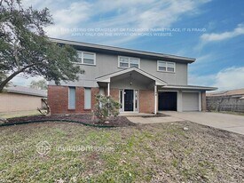 1108 Mildred Ln in Benbrook, TX - Building Photo