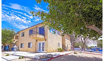 3400 15th St W in Rosamond, CA - Building Photo