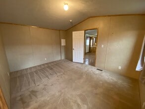 601 24th St in Rawlins, WY - Building Photo - Building Photo
