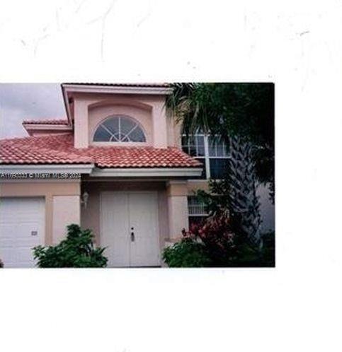 106 Gables Blvd in Weston, FL - Building Photo - Building Photo