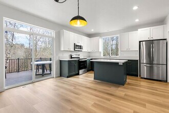 3940 NW 148th Pl in Portland, OR - Building Photo - Building Photo