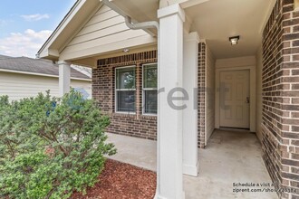 777 Wolfeton Way in New Braunfels, TX - Building Photo - Building Photo
