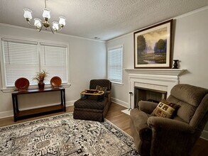 2817 Monroe St in Columbia, SC - Building Photo - Building Photo