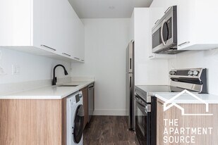 941 W Carmen Ave in Chicago, IL - Building Photo