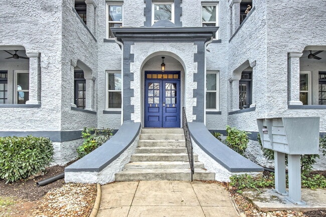 1115 Ponce De Leon Ave NE in Atlanta, GA - Building Photo - Building Photo