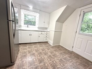 17 Thornton Ave in London, ON - Building Photo - Building Photo