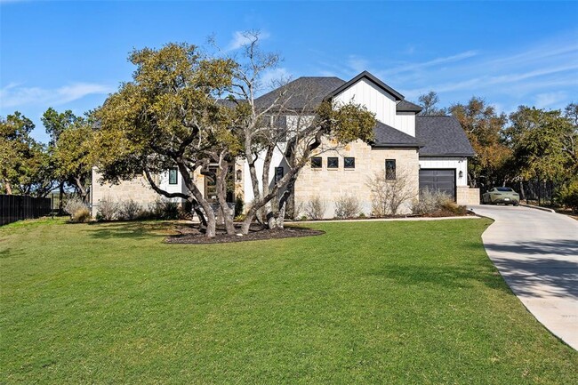 316 Stockman Dr in Dripping Springs, TX - Building Photo - Building Photo