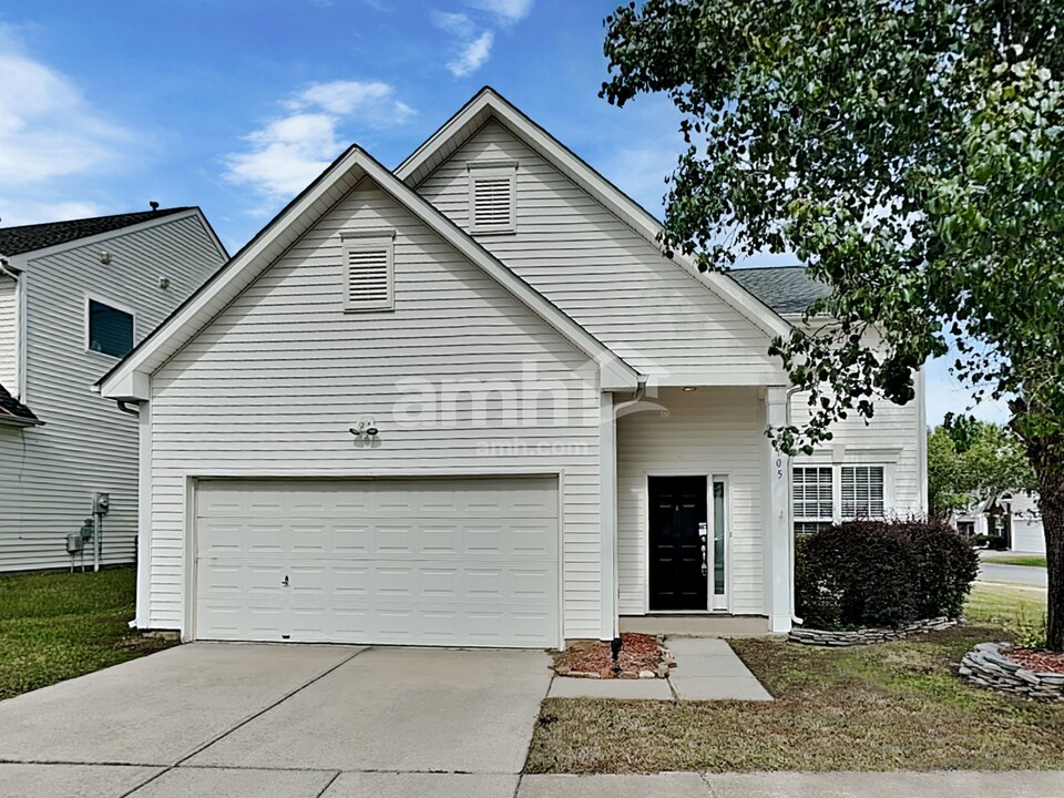 2005 Tiger Eye Ave in Indian Trail, NC - Building Photo