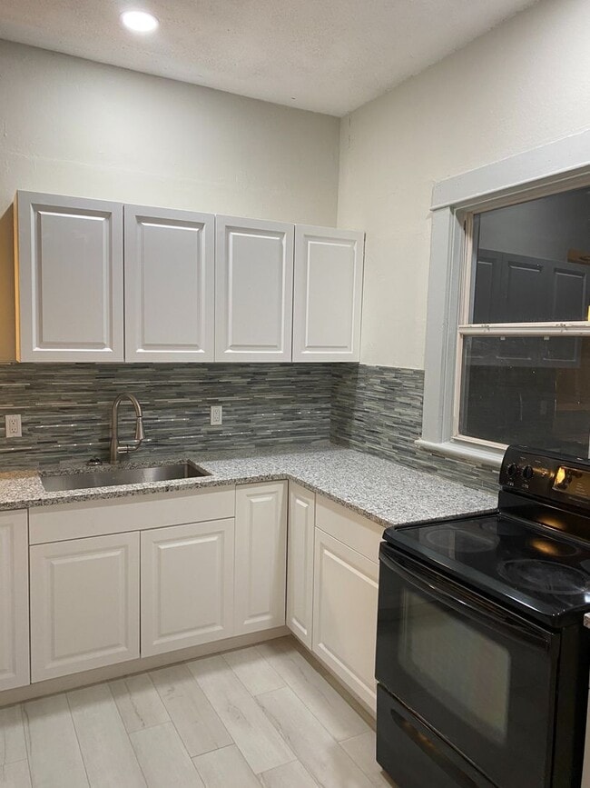 1212 E 25TH Ave in Tampa, FL - Building Photo - Building Photo