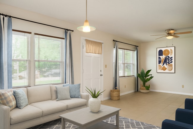 1414 Guernsey St in Orlando, FL - Building Photo - Building Photo