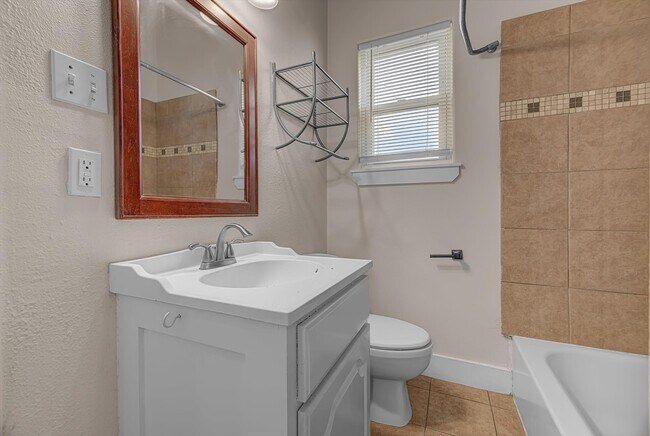 property at 1017 11th St