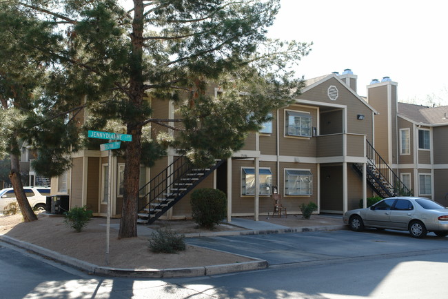 Village At Karen in Las Vegas, NV - Building Photo - Building Photo