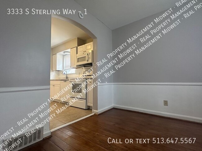 3333 S Sterling Way in Cincinnati, OH - Building Photo - Building Photo