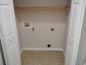 627 NE Washington St in Lake City, FL - Building Photo - Building Photo