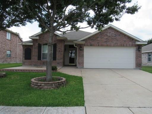 7411 Gallo in Grand Prairie, TX - Building Photo