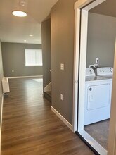 2418 Strong Heights Ln SE in Salem, OR - Building Photo - Building Photo