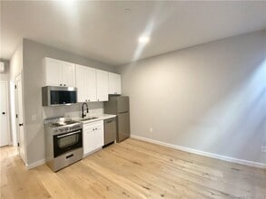 51 Wall Street in Norwalk, CT - Building Photo - Building Photo