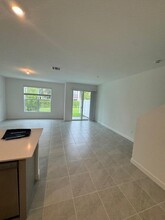 4352 Hammock Grove Dr in Lake Worth, FL - Building Photo - Building Photo