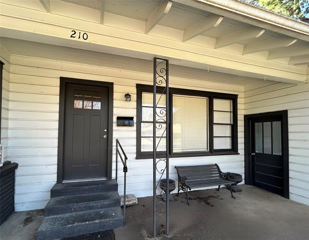 210 Spence St E in Sulphur Springs, TX - Building Photo - Building Photo