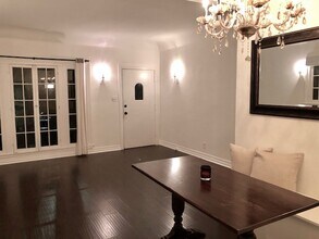 517 N Spaulding Ave, Unit 519 in Los Angeles, CA - Foto de edificio - Building Photo