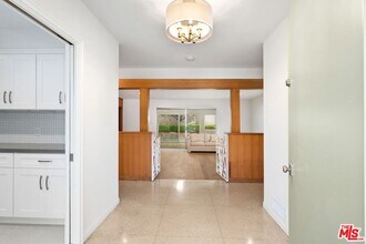 6204 S Corning Ave in Los Angeles, CA - Building Photo - Building Photo