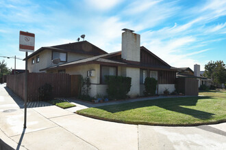 14328 Leffingwell Rd in Whittier, CA - Building Photo - Building Photo