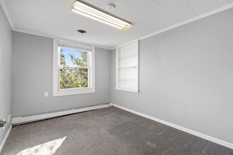 1249 Paterson Plank Rd in Secaucus, NJ - Building Photo - Building Photo