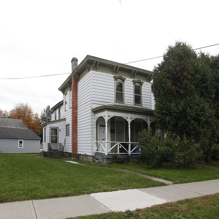 514 Floyd Ave in Rome, NY - Building Photo