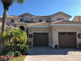 6854 Sterling Greens Dr in Naples, FL - Building Photo