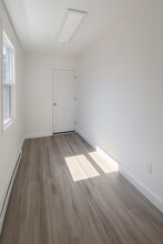 6992 D'outremont Av in Montréal, QC - Building Photo - Building Photo