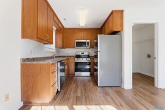 104 Bataleur Ct in Huntsville, AL - Building Photo - Building Photo