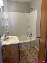 1302 N Woodburn Ave in Bloomington, IN - Building Photo - Building Photo