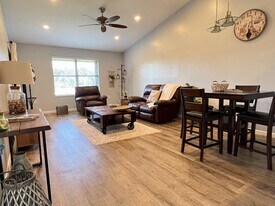 12950 Dartford Trail