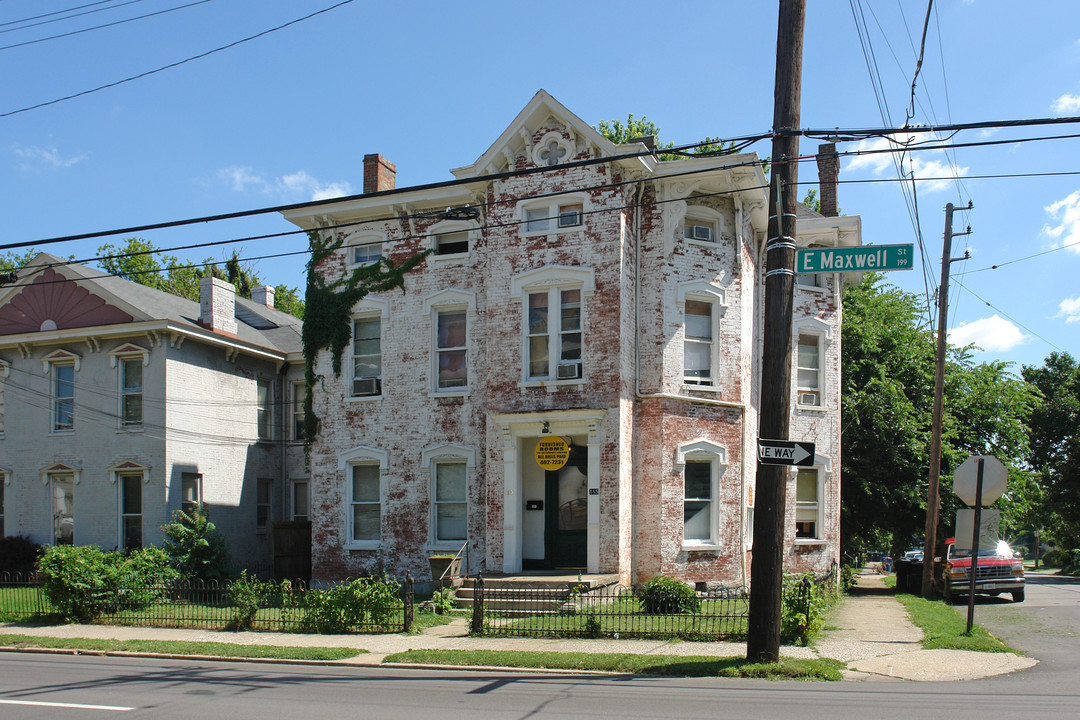 185 E Maxwell St in Lexington, KY - Building Photo