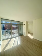 600 N Dearborn St, Unit 812 in Chicago, IL - Building Photo - Building Photo