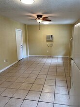414 Sunset Dr in Orlando, FL - Foto de edificio - Building Photo