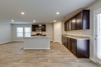 203 Sunningston Ct in Fountain Inn, SC - Building Photo - Building Photo