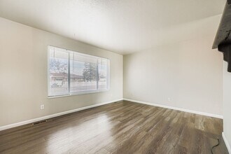 366 Berwick Ave in Firestone, CO - Foto de edificio - Building Photo