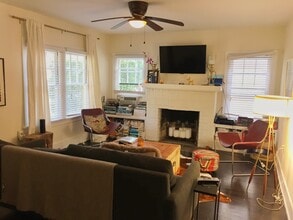 849 N West Knoll Dr in West Hollywood, CA - Building Photo - Building Photo