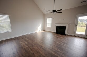 Carolina Crossing in Bolivia, NC - Foto de edificio - Building Photo