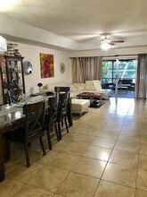 9093 Pine Springs Dr in Boca Raton, FL - Building Photo - Building Photo