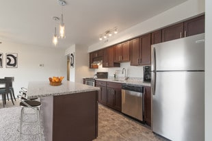 Studio Baltimore Apartments For Rent From 400 Md Strawberry Hill Apartments
