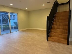 762 NW 208th Ter in Pembroke Pines, FL - Building Photo - Building Photo
